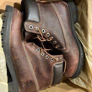 Timberland's Men Boots, Color:  Brown with Dark Brown Trim; Size: 9